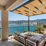 Pasithea Retreat *