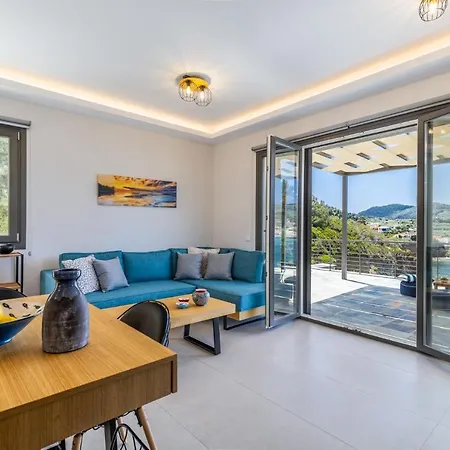 Pasithea Retreat - Privacy & Harbor Views Βίλα *